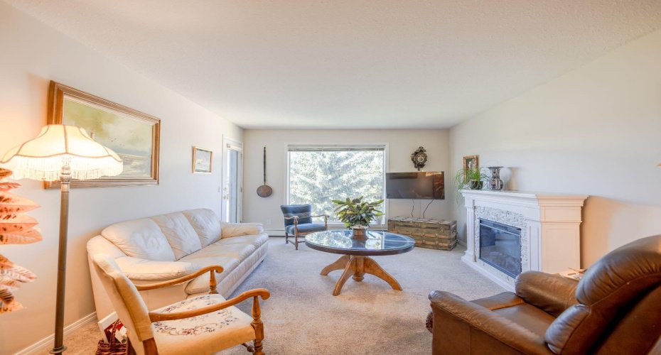 11 Chaparral Ridge Drive, Calgary, Alberta T2X 3P7, 2 Bedroom Bedrooms, 0 ,2 BathroomBathrooms,Residential,For Sale,Chaparral Ridge,0,A2326262