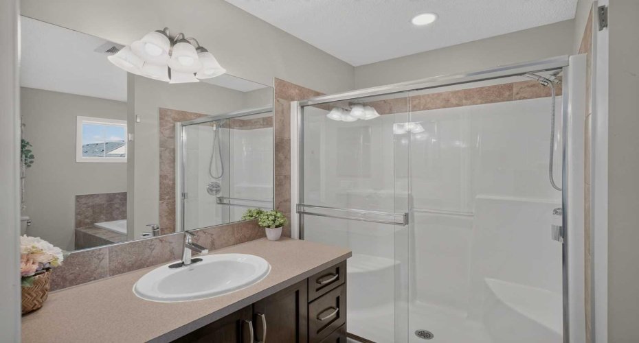 325 CIMARRON VISTA Way, Okotoks, Alberta T1S 0J6, 4 Bedroom Bedrooms, 0 ,4 BathroomBathrooms,Residential,For Sale,CIMARRON VISTA,0,A2326306