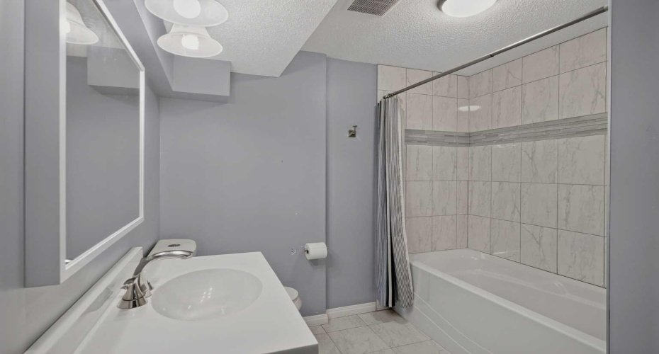 325 CIMARRON VISTA Way, Okotoks, Alberta T1S 0J6, 4 Bedroom Bedrooms, 0 ,4 BathroomBathrooms,Residential,For Sale,CIMARRON VISTA,0,A2326306