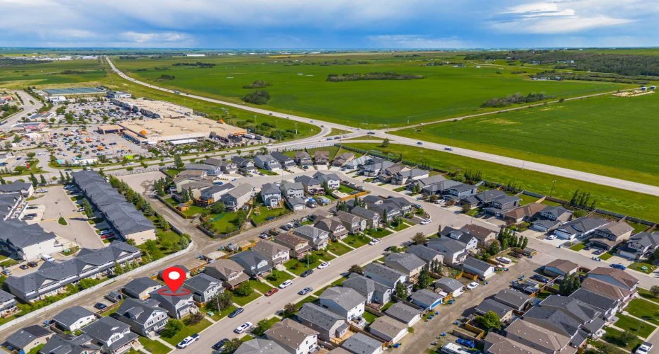 325 CIMARRON VISTA Way, Okotoks, Alberta T1S 0J6, 4 Bedroom Bedrooms, 0 ,4 BathroomBathrooms,Residential,For Sale,CIMARRON VISTA,0,A2326306