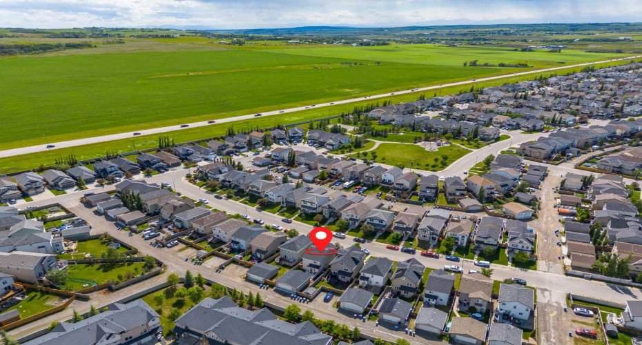 325 CIMARRON VISTA Way, Okotoks, Alberta T1S 0J6, 4 Bedroom Bedrooms, 0 ,4 BathroomBathrooms,Residential,For Sale,CIMARRON VISTA,0,A2326306