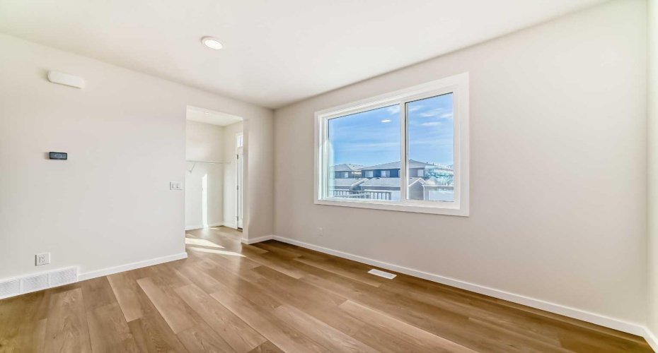 PLEASE NOTE: Photos are of a DIFFERENT Spec Home of the same model – fit and finish may differ. Interior selections and floorplans shown in photos.