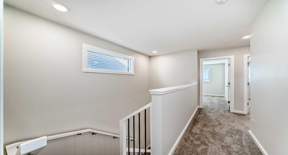PLEASE NOTE: Photos are of a DIFFERENT Spec Home of the same model – fit and finish may differ. Interior selections and floorplans shown in photos.