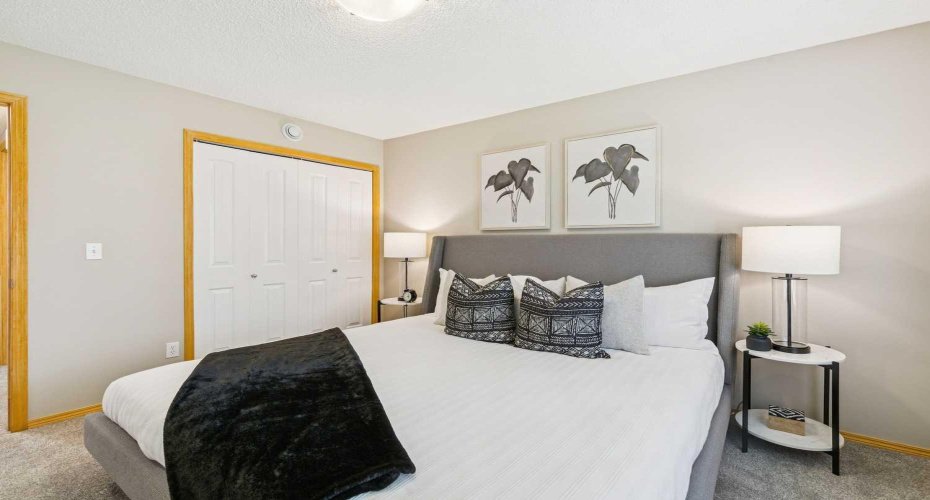 7 Everridge Square, Calgary, Alberta T2Y5J5, 1 Bedroom Bedrooms, 0 ,1 BathroomBathrooms,Residential,For Sale,Everridge,0,A2326364