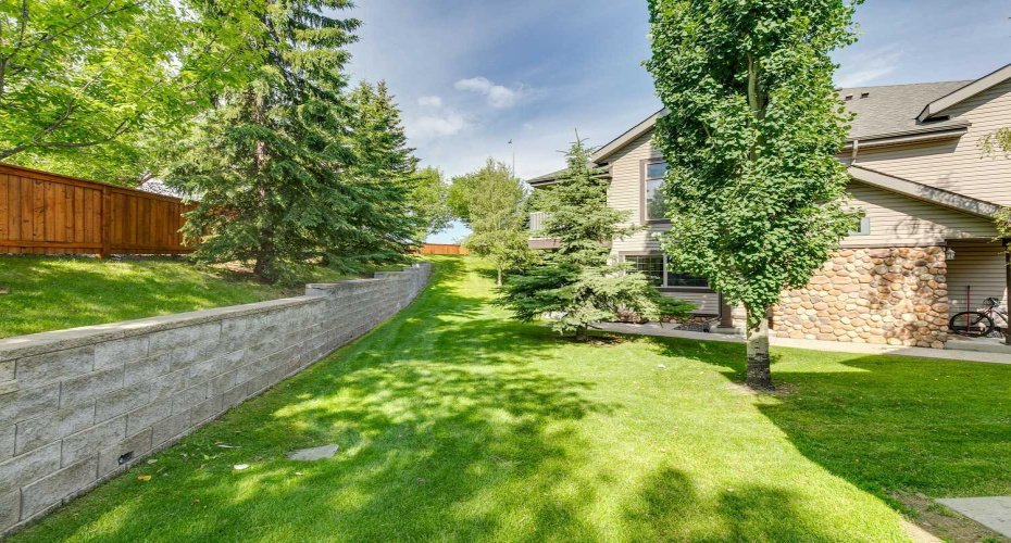 7 Everridge Square, Calgary, Alberta T2Y5J5, 1 Bedroom Bedrooms, 0 ,1 BathroomBathrooms,Residential,For Sale,Everridge,0,A2326364