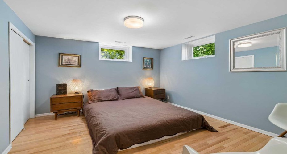 2216 26 Street, Calgary, Alberta T3E2A5, 3 Bedroom Bedrooms, 0 ,2 BathroomBathrooms,Residential,For Sale,26,0,A2326476