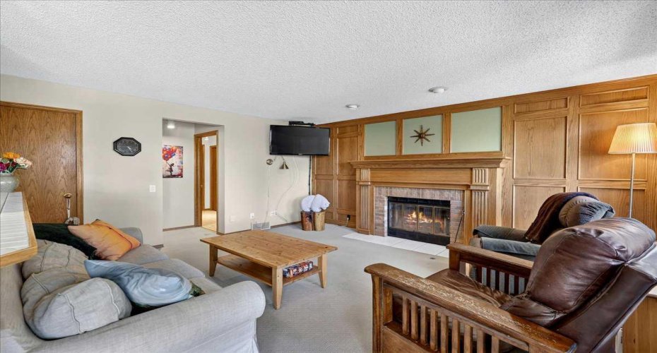 14 Hawkdale Gate, Calgary, Alberta T3G 2W6, 4 Bedroom Bedrooms, 0 ,4 BathroomBathrooms,Residential,For Sale,Hawkdale,0,A2326490