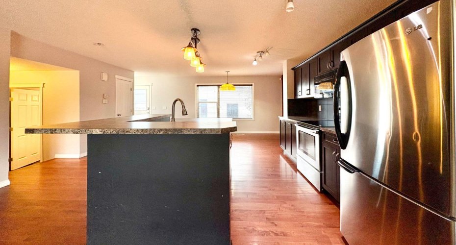 21 Walden Square, Calgary, Alberta T2X 0M9, 3 Bedroom Bedrooms, 0 ,3 BathroomBathrooms,Residential,For Sale,Walden,0,A2326500