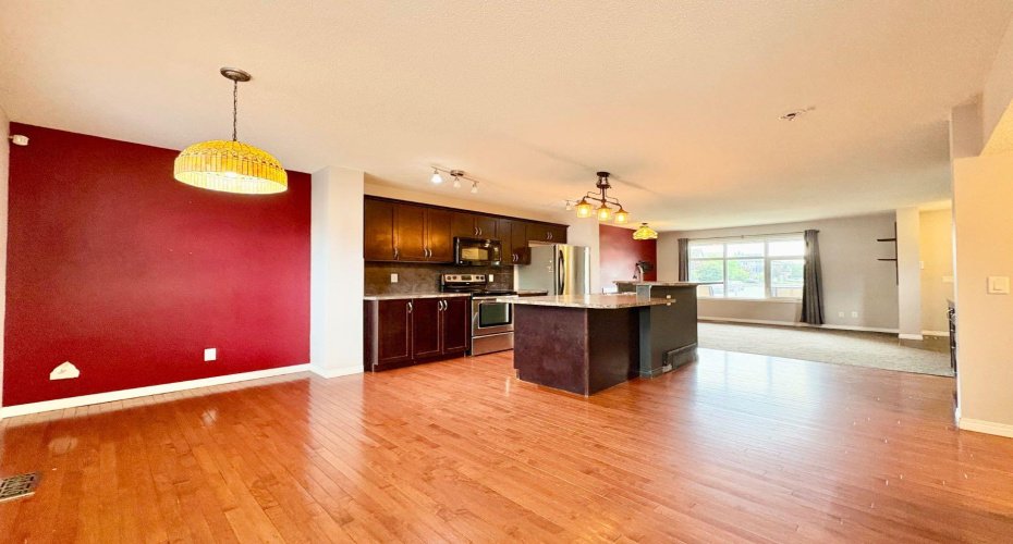 21 Walden Square, Calgary, Alberta T2X 0M9, 3 Bedroom Bedrooms, 0 ,3 BathroomBathrooms,Residential,For Sale,Walden,0,A2326500