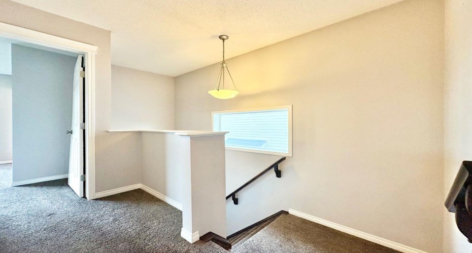 21 Walden Square, Calgary, Alberta T2X 0M9, 3 Bedroom Bedrooms, 0 ,3 BathroomBathrooms,Residential,For Sale,Walden,0,A2326500