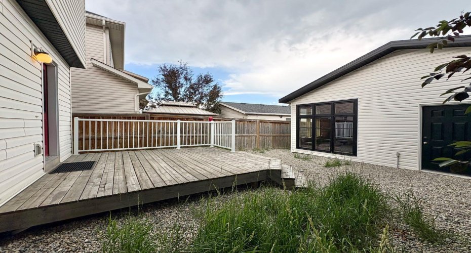 21 Walden Square, Calgary, Alberta T2X 0M9, 3 Bedroom Bedrooms, 0 ,3 BathroomBathrooms,Residential,For Sale,Walden,0,A2326500