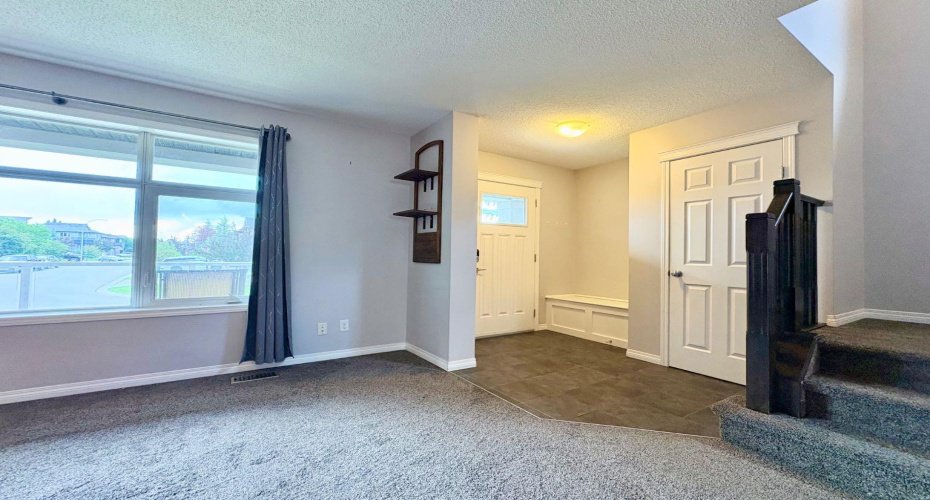 21 Walden Square, Calgary, Alberta T2X 0M9, 3 Bedroom Bedrooms, 0 ,3 BathroomBathrooms,Residential,For Sale,Walden,0,A2326500