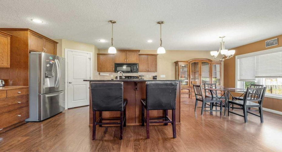 17 Coalbanks Link, Lethbridge, Alberta T1J 4H6, 4 Bedroom Bedrooms, 0 ,4 BathroomBathrooms,Residential,For Sale,Coalbanks,0,A2326571
