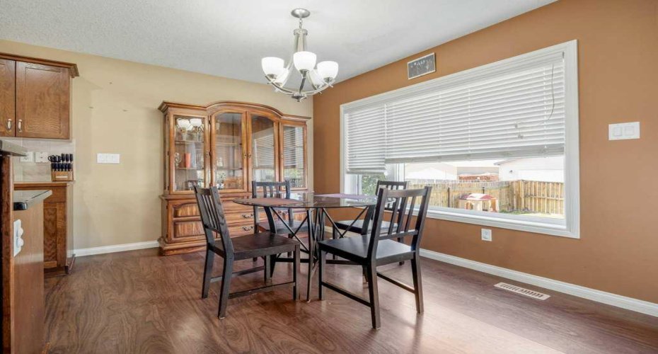 17 Coalbanks Link, Lethbridge, Alberta T1J 4H6, 4 Bedroom Bedrooms, 0 ,4 BathroomBathrooms,Residential,For Sale,Coalbanks,0,A2326571