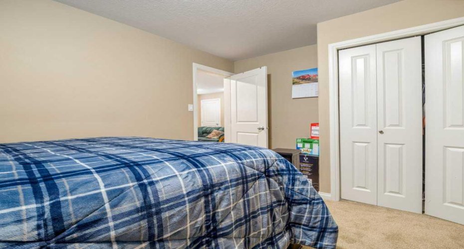 17 Coalbanks Link, Lethbridge, Alberta T1J 4H6, 4 Bedroom Bedrooms, 0 ,4 BathroomBathrooms,Residential,For Sale,Coalbanks,0,A2326571