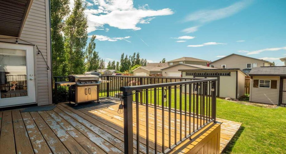 17 Coalbanks Link, Lethbridge, Alberta T1J 4H6, 4 Bedroom Bedrooms, 0 ,4 BathroomBathrooms,Residential,For Sale,Coalbanks,0,A2326571