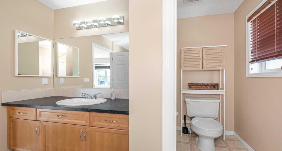 253 Bridleridge View, Calgary, Alberta T2Y 0E6, 4 Bedroom Bedrooms, 0 ,4 BathroomBathrooms,Residential,For Sale,Bridleridge,0,A2327321