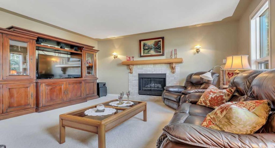 6406 55 Avenue, Ponoka, Alberta T4J 1S2, 5 Bedroom Bedrooms, 0 ,3 BathroomBathrooms,Residential,For Sale,55,0,A2327371