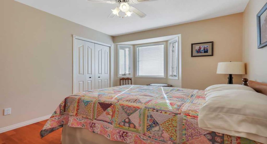 6406 55 Avenue, Ponoka, Alberta T4J 1S2, 5 Bedroom Bedrooms, 0 ,3 BathroomBathrooms,Residential,For Sale,55,0,A2327371