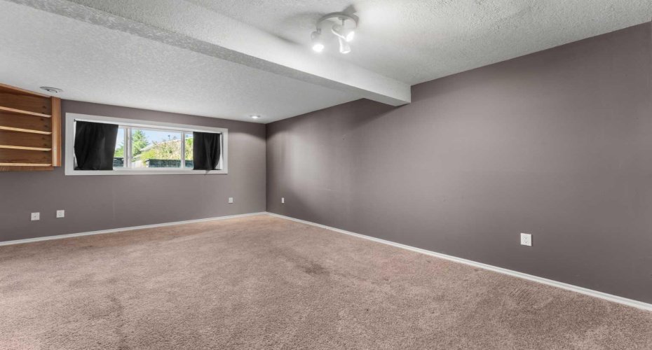 27 Elk Hill, Airdrie, Alberta T4B 1Z1, 4 Bedroom Bedrooms, 0 ,2 BathroomBathrooms,Residential,For Sale,Elk,0,A2327378