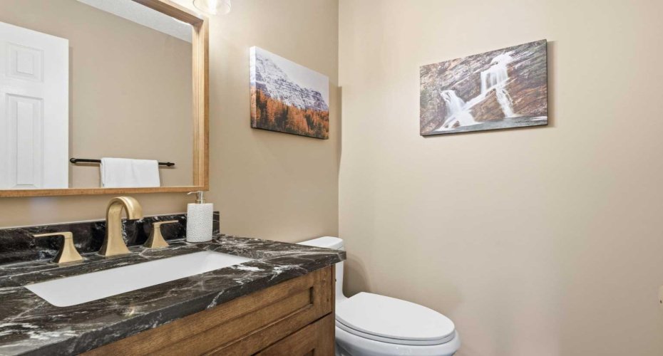 12 Edgeridge Green, Calgary, Alberta T3A 6A9, 5 Bedroom Bedrooms, 0 ,4 BathroomBathrooms,Residential,For Sale,Edgeridge,0,A2327402