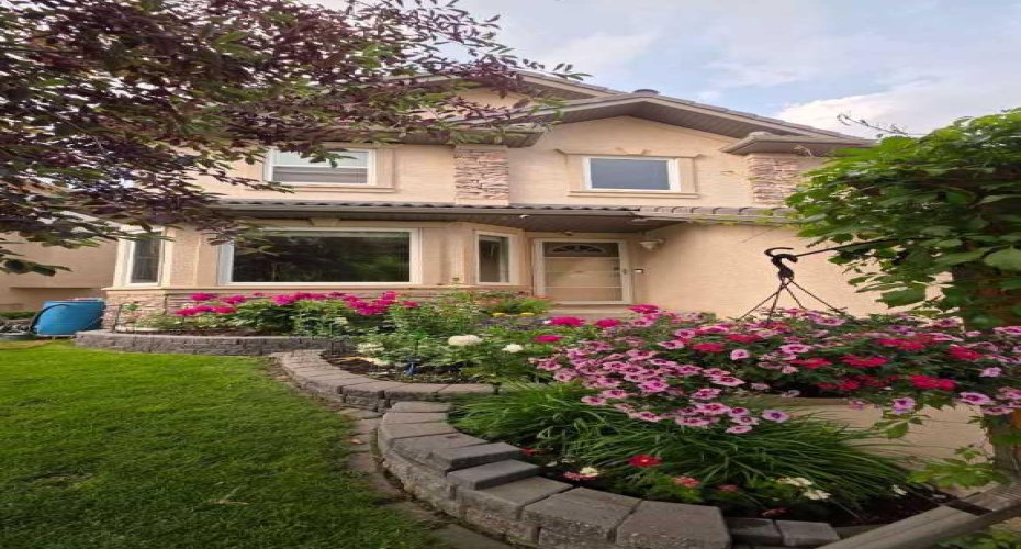 12 Edgeridge Green, Calgary, Alberta T3A 6A9, 5 Bedroom Bedrooms, 0 ,4 BathroomBathrooms,Residential,For Sale,Edgeridge,0,A2327402