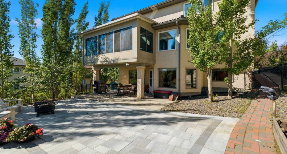 12 Edgeridge Green, Calgary, Alberta T3A 6A9, 5 Bedroom Bedrooms, 0 ,4 BathroomBathrooms,Residential,For Sale,Edgeridge,0,A2327402
