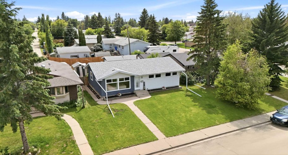 5745 35 Street, Red Deer, Alberta T4N 0S5, 4 Bedroom Bedrooms, 0 ,2 BathroomBathrooms,Residential,For Sale,35,0,A2327413