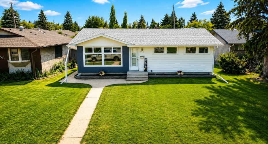 5745 35 Street, Red Deer, Alberta T4N 0S5, 4 Bedroom Bedrooms, 0 ,2 BathroomBathrooms,Residential,For Sale,35,0,A2327413