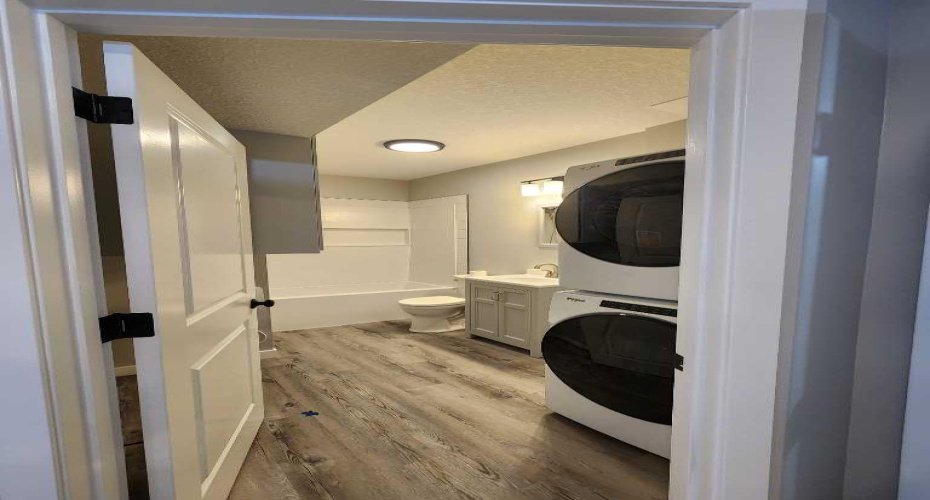 96 Wolf Gate, Okotoks, Alberta T1S 5T9, 4 Bedrooms Bedrooms, ,4 BathroomsBathrooms,Residential,For Sale,Wolf,A2327414