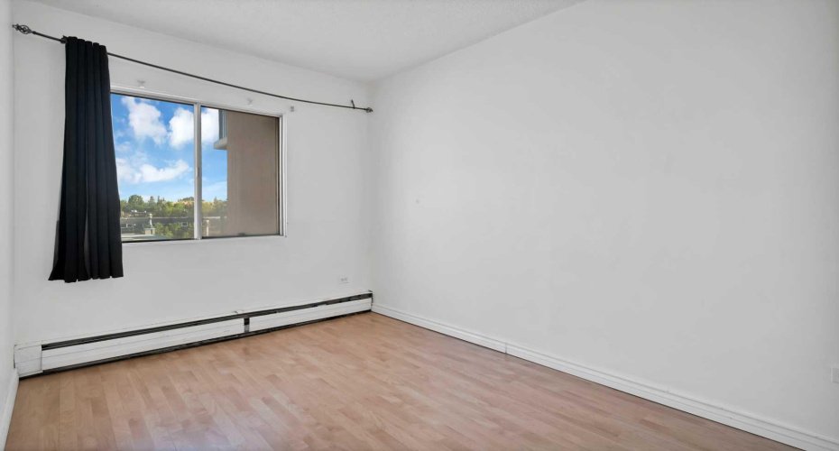 519 17 Avenue, Calgary, Alberta T2S 0A9, 2 Bedroom Bedrooms, 0 ,1 BathroomBathrooms,Residential,For Sale,17,0,A2327433