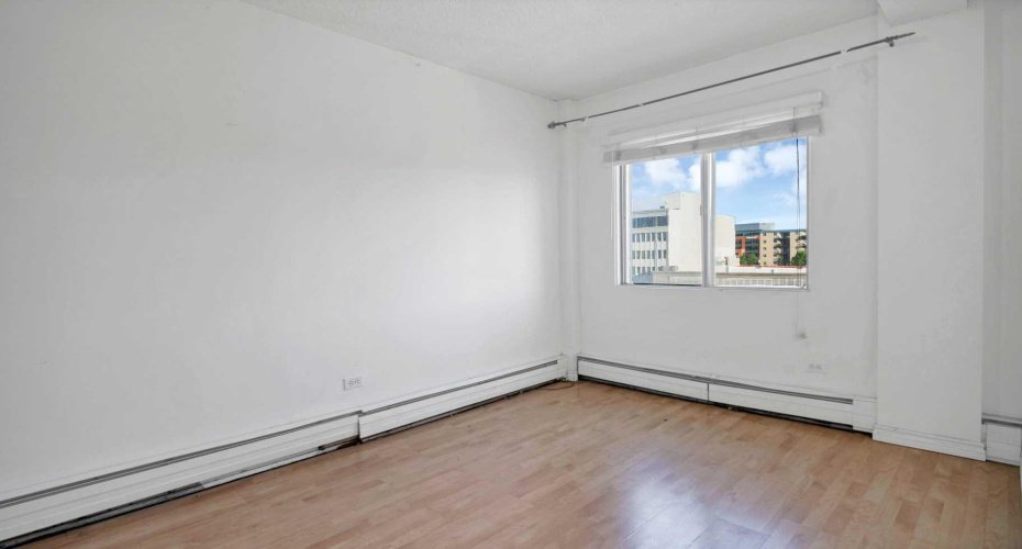 519 17 Avenue, Calgary, Alberta T2S 0A9, 2 Bedroom Bedrooms, 0 ,1 BathroomBathrooms,Residential,For Sale,17,0,A2327433