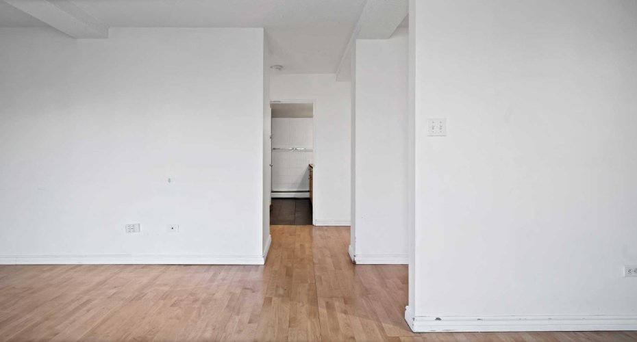 519 17 Avenue, Calgary, Alberta T2S 0A9, 2 Bedroom Bedrooms, 0 ,1 BathroomBathrooms,Residential,For Sale,17,0,A2327433