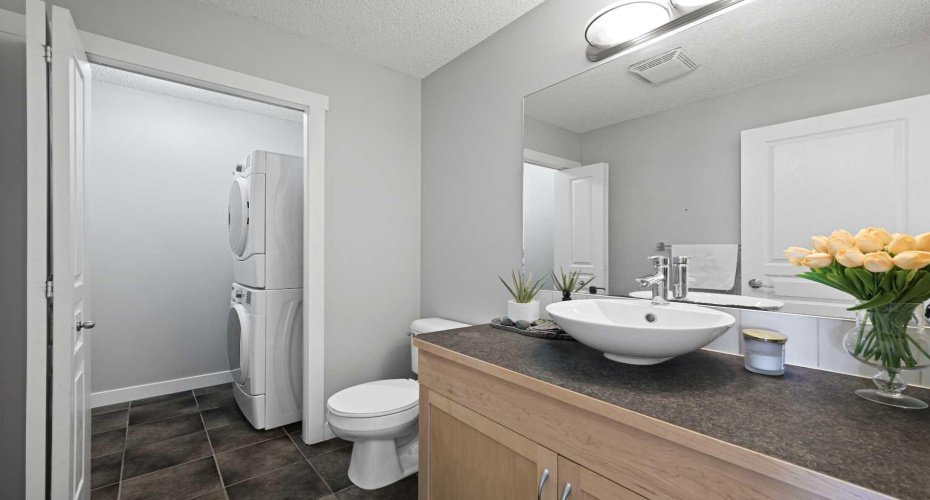 211 Aspen Stone Boulevard, Calgary, Alberta T3H0K1, 2 Bedroom Bedrooms, 0 ,3 BathroomBathrooms,Residential,For Sale,Aspen Stone,0,A2327443
