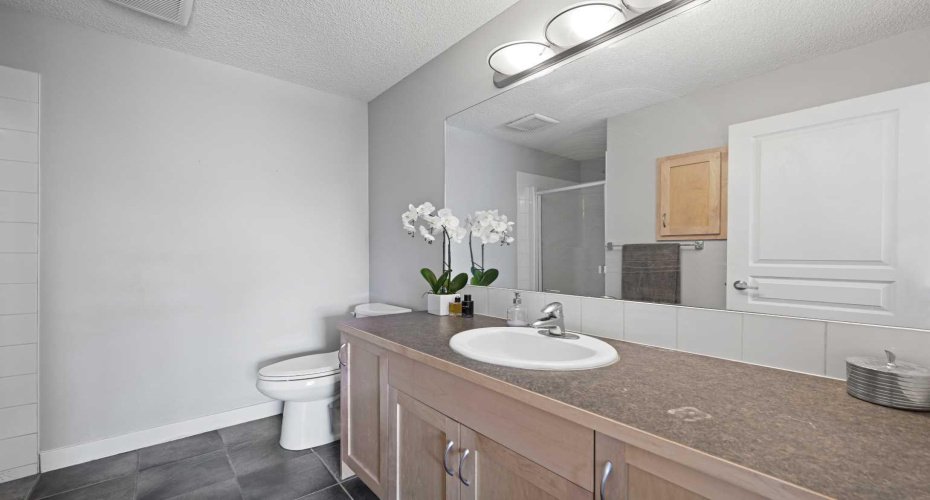 211 Aspen Stone Boulevard, Calgary, Alberta T3H0K1, 2 Bedroom Bedrooms, 0 ,3 BathroomBathrooms,Residential,For Sale,Aspen Stone,0,A2327443