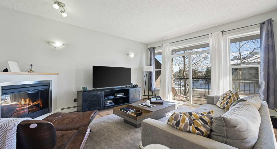 211 Aspen Stone Boulevard, Calgary, Alberta T3H0K1, 2 Bedroom Bedrooms, 0 ,3 BathroomBathrooms,Residential,For Sale,Aspen Stone,0,A2327443