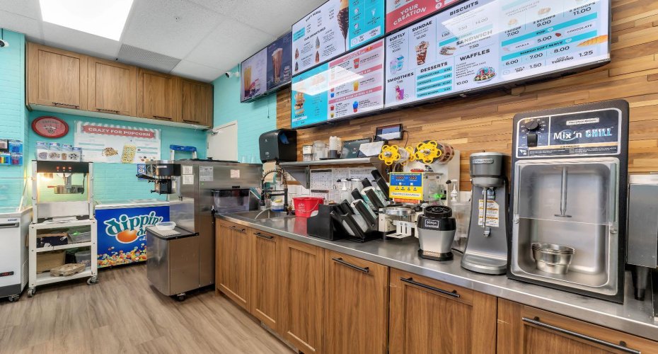 1829 33 Avenue, Calgary, Alberta T2T 1Z1, 0 , 0 ,0,Commercial,For Lease,33,0,A2327470