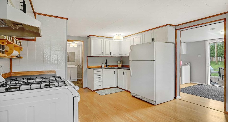 914 6 Avenue, Beaverlodge, Alberta T0H 0C0, 2 Bedroom Bedrooms, 0 ,1 BathroomBathrooms,Residential,For Sale,6,0,A2327472
