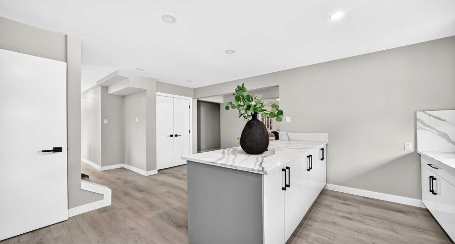 3824 Brooklyn Crescent, Calgary, Alberta T2L 1H2, 5 Bedroom Bedrooms, 0 ,3 BathroomBathrooms,Residential,For Sale,Brooklyn,0,A2327487