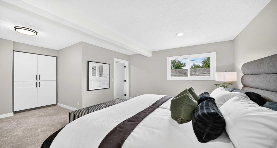 3824 Brooklyn Crescent, Calgary, Alberta T2L 1H2, 5 Bedroom Bedrooms, 0 ,3 BathroomBathrooms,Residential,For Sale,Brooklyn,0,A2327487
