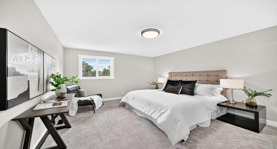 uper level Primary bedroom