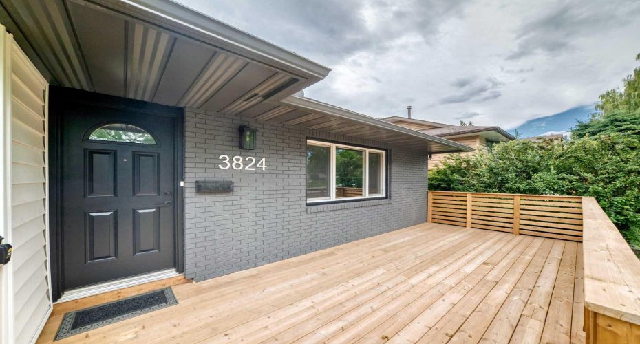 3824 Brooklyn Crescent, Calgary, Alberta T2L 1H2, 5 Bedroom Bedrooms, 0 ,3 BathroomBathrooms,Residential,For Sale,Brooklyn,0,A2327487