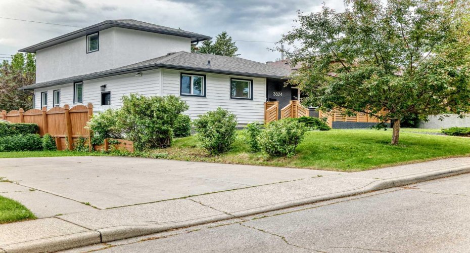 3824 Brooklyn Crescent, Calgary, Alberta T2L 1H2, 5 Bedroom Bedrooms, 0 ,3 BathroomBathrooms,Residential,For Sale,Brooklyn,0,A2327487
