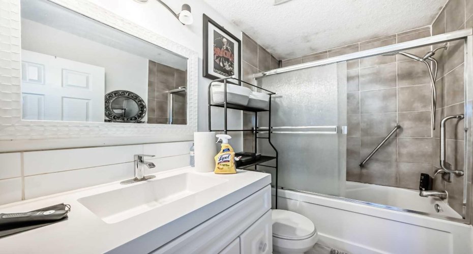 125 Coral Springs Bay, Calgary, Alberta T3J 3P4, 5 Bedroom Bedrooms, 0 ,3 BathroomBathrooms,Residential,For Sale,Coral Springs,0,A2327501