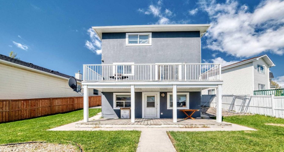 125 Coral Springs Bay, Calgary, Alberta T3J 3P4, 5 Bedroom Bedrooms, 0 ,3 BathroomBathrooms,Residential,For Sale,Coral Springs,0,A2327501