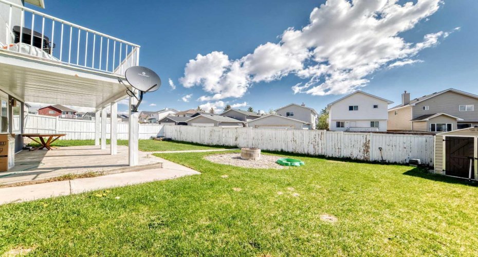 125 Coral Springs Bay, Calgary, Alberta T3J 3P4, 5 Bedroom Bedrooms, 0 ,3 BathroomBathrooms,Residential,For Sale,Coral Springs,0,A2327501