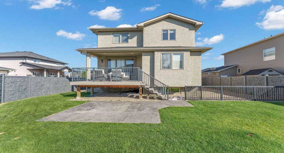 42 Somerset Link, Medicine Hat, Alberta T1B0B8, 3 Bedroom Bedrooms, 0 ,4 BathroomBathrooms,Residential,For Sale,Somerset,0,A2327508