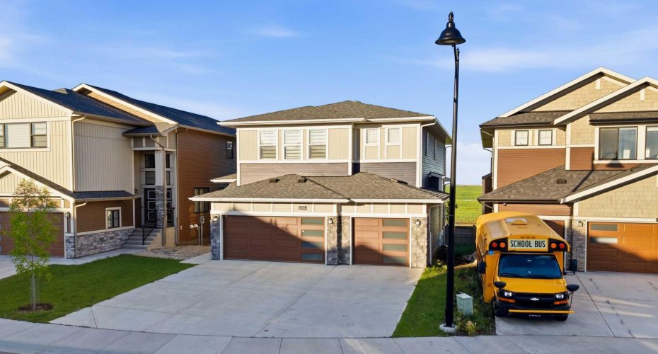 109 Homestead Crescent, Calgary, Alberta T3J 2K8, 7 Bedroom Bedrooms, 0 ,5 BathroomBathrooms,Residential,For Sale,Homestead,0,A2327548