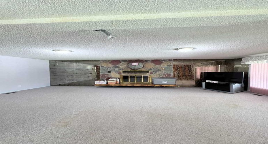 737 2 Street, Cardston, Alberta T0K 0K0, 5 Bedroom Bedrooms, 0 ,2 BathroomBathrooms,Residential,For Sale,2,0,A2327571