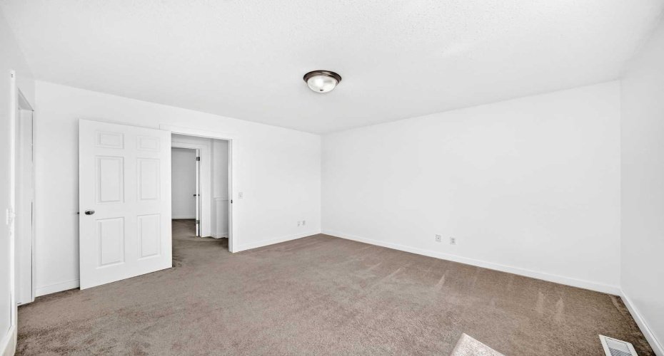 294 Elgin View, Calgary, Alberta T2Z 4N6, 2 Bedroom Bedrooms, 0 ,3 BathroomBathrooms,Residential,For Sale,Elgin,0,A2327593